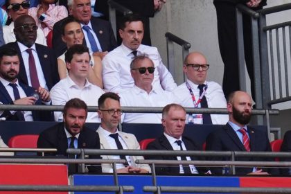 Ex-Salford boss aims thinly-veiled dig at Class of 92 after playoff final drubbing