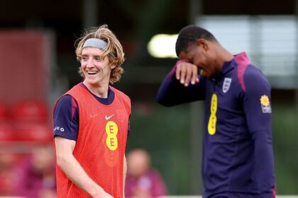 Anthony Gordon’s honest Marcus Rashford comment speaks volumes about Barcelona transfer