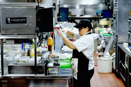 ‘Something Is Fundamentally Broken’: 67 Percent of Hourly Restaurant Workers Report Constant Financial Stress